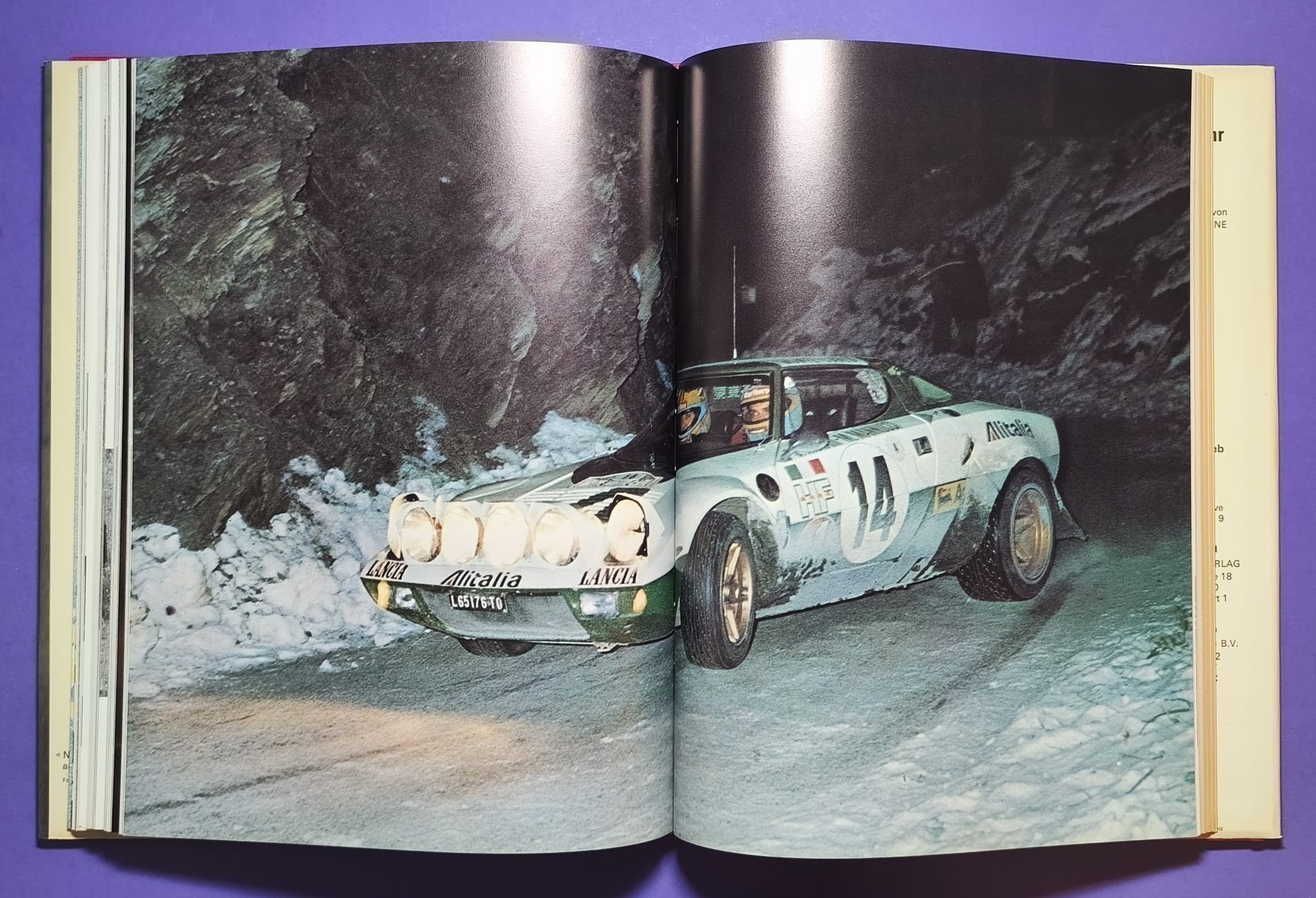 altes Buch, Auto Jahr 1975-1976, Nr. 23, Alfa, Lancia Stratos, Jaguar, Porsche, Rolls-Royce, .. Formel 1, 3, LeMans, Rallye,.. 6 Rad Tyrrell, Niki Lauda Ferrari, Hunt, McLaren, Lotus,..