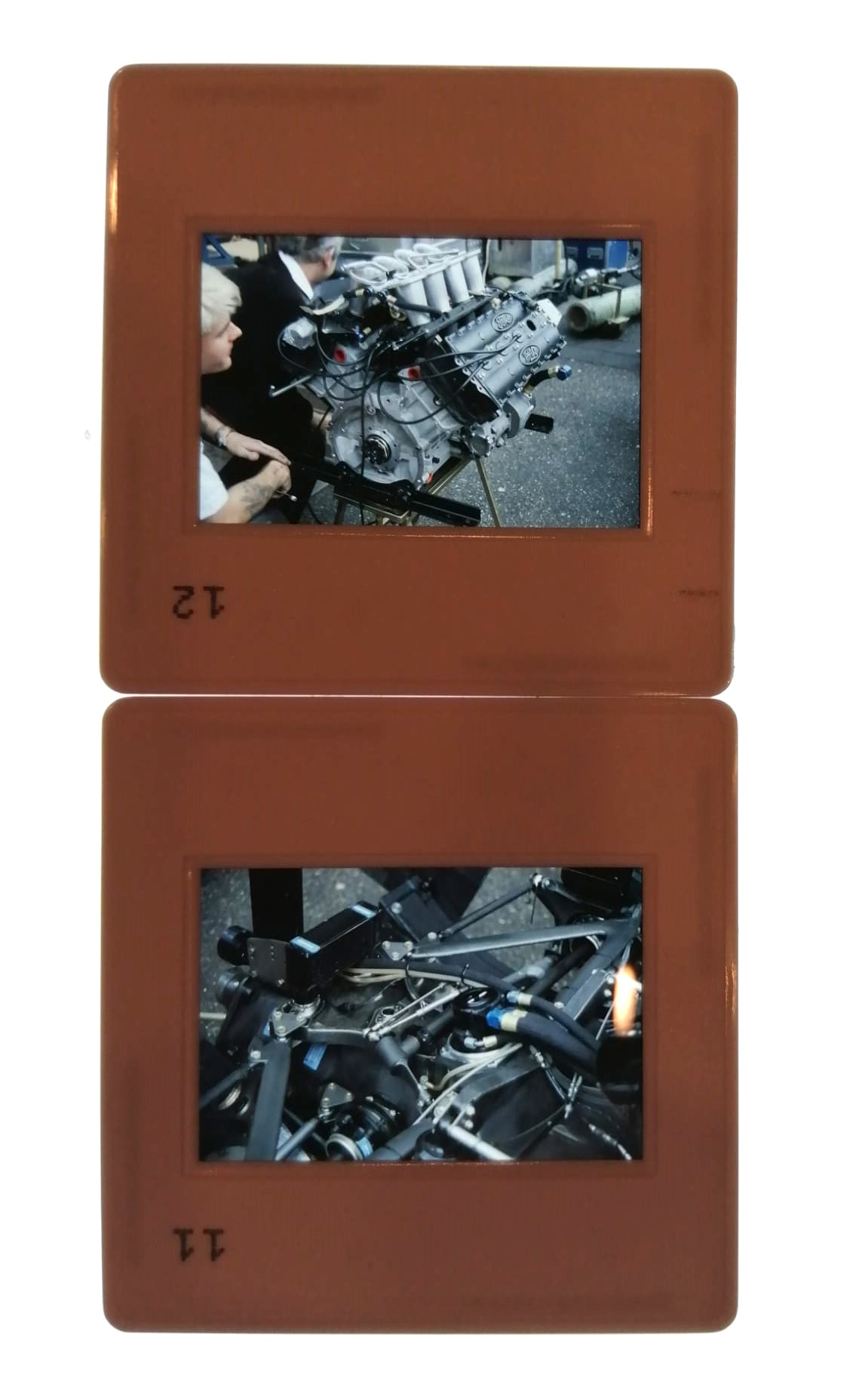 2 Stück alte Presse Foto DIAs, Ford Motor, Technik, Formel 1 Grand Prix Monaco 1988, 5x5cm