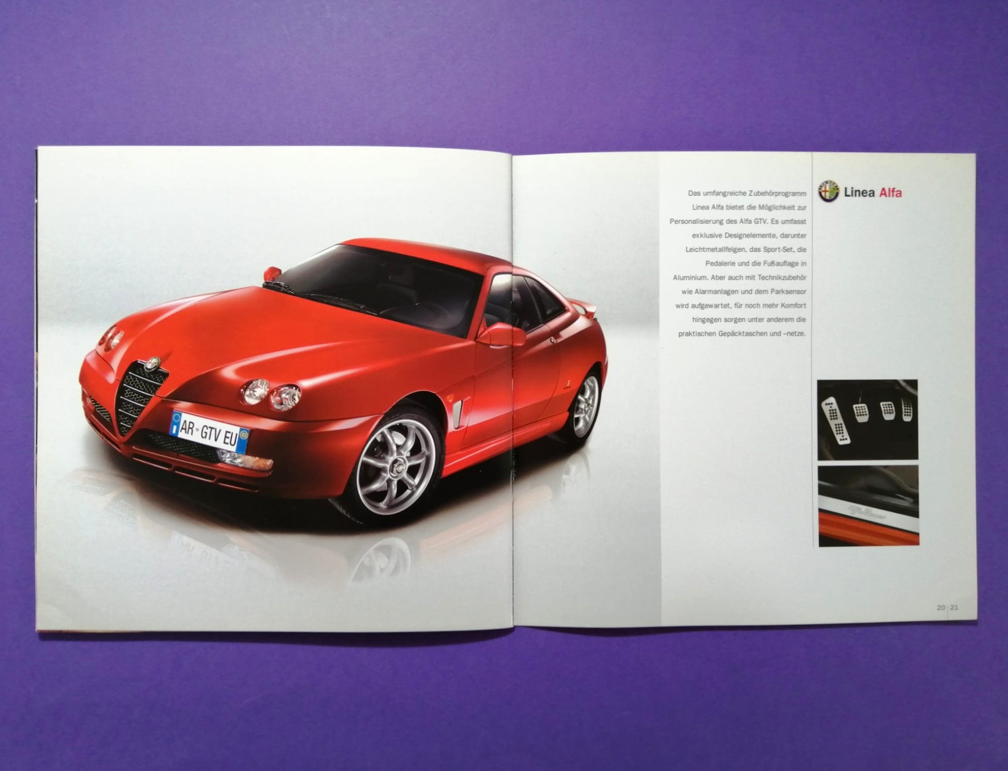altes Original Autoprospekt, Alfa-Romeo GTV Coupe, V6.., aus den 90er Jahren, 2 teilig 