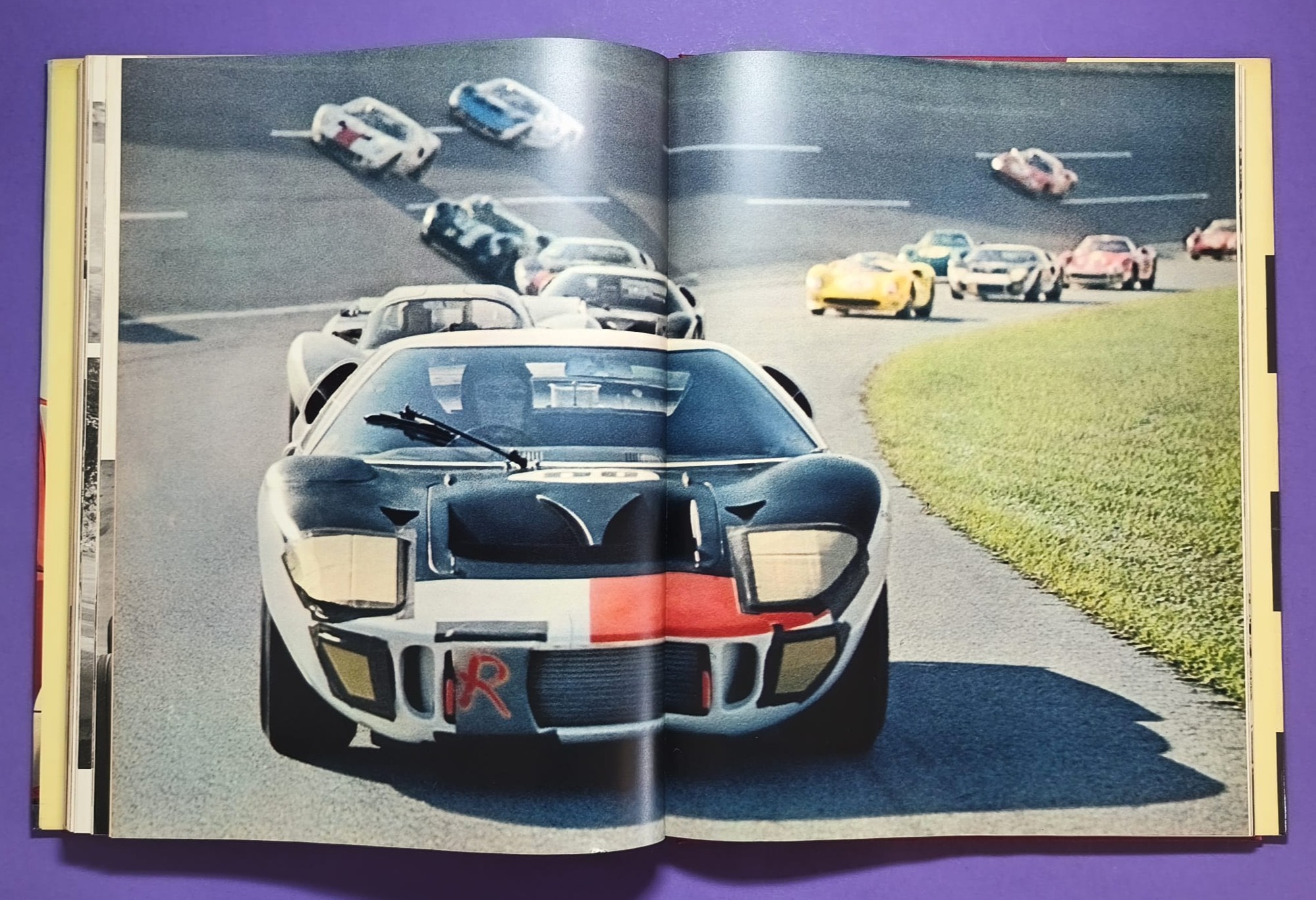 altes Buch, Auto Jahr 1966-1967, Nr. 14, Ferrari, Ford GT40, Porsche, Lamborghini Miura,.. Formel 1, LeMans, Rallye, Mille Miglia,.. Jochen Rindt, Brabham, Clark, Hill,.. 