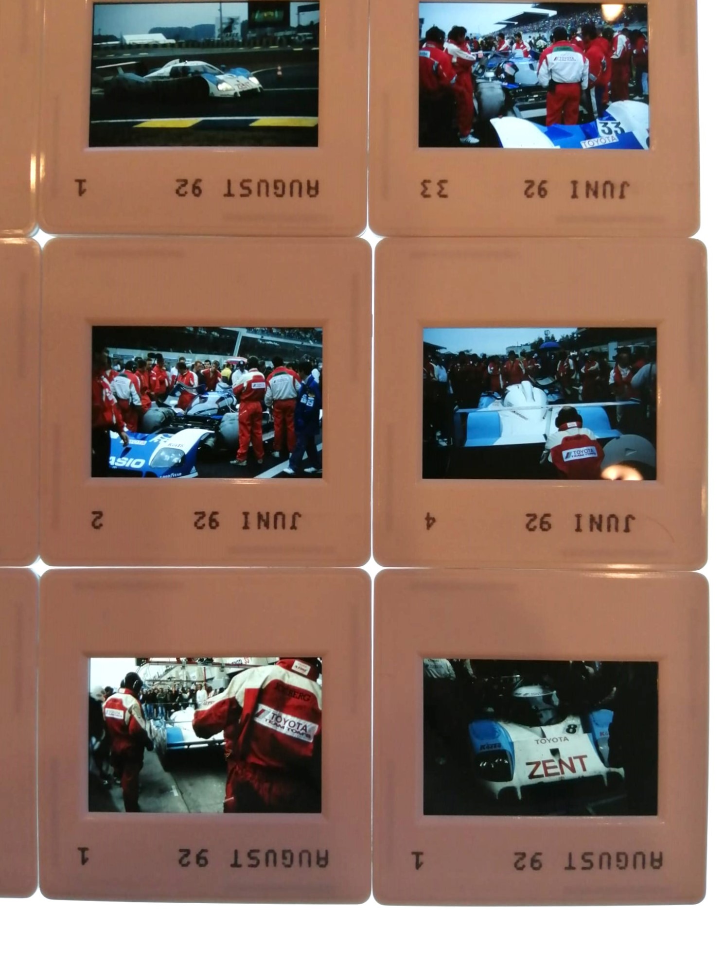 16 Stück alte Presse Foto DIAs, Toyota, 24h LeMans 1992, 5x5cm