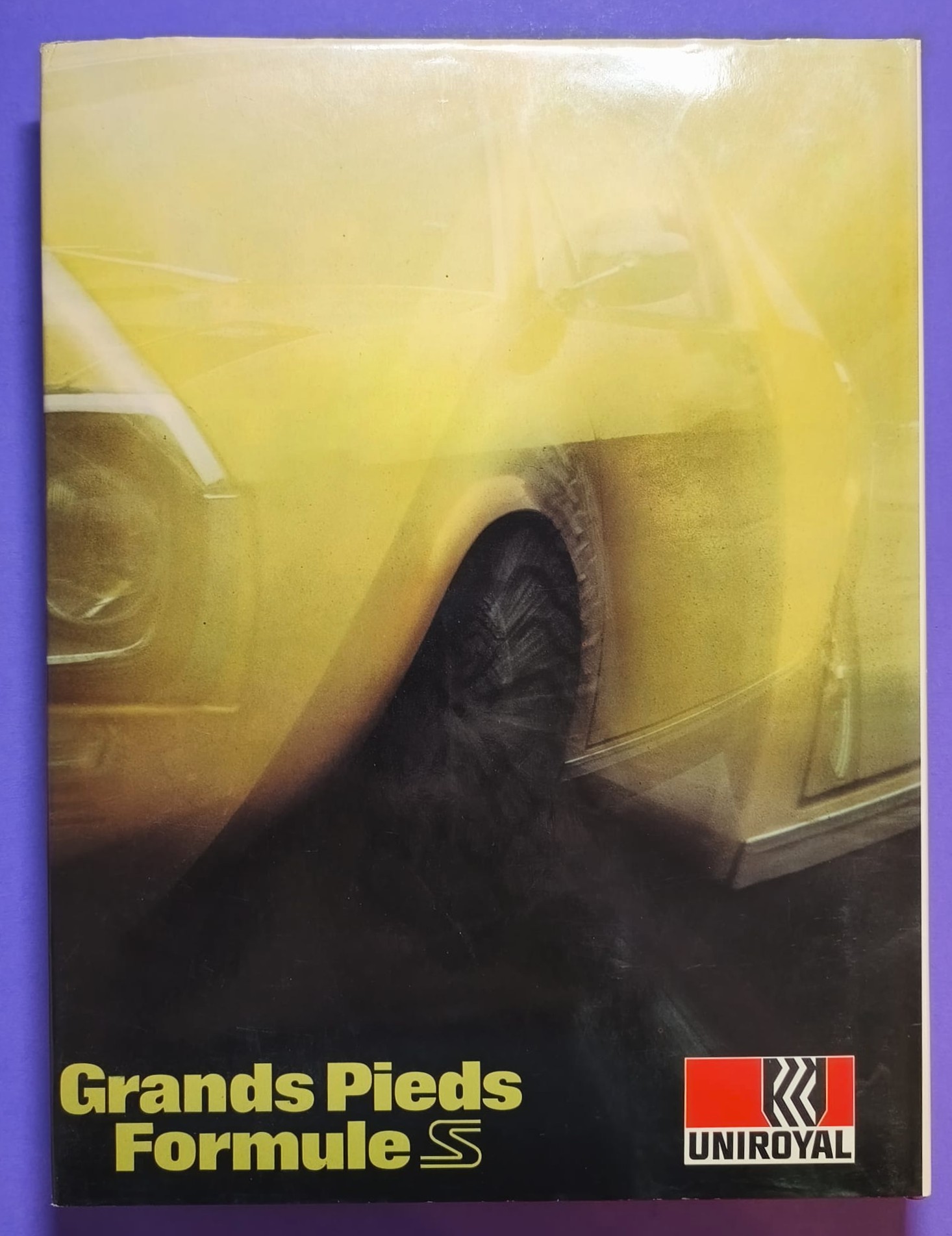 altes Buch, Auto Jahr 1973-1974, Nr. 21, Ford Capri, Fiat 124 Spider & X19, Renault Alpine 110, Matra, Porsche, .. Formel 1, 2, LeMans, Rallye, USA.. Cevert, Stewart, Peterson, Lauda.. Lotus,..