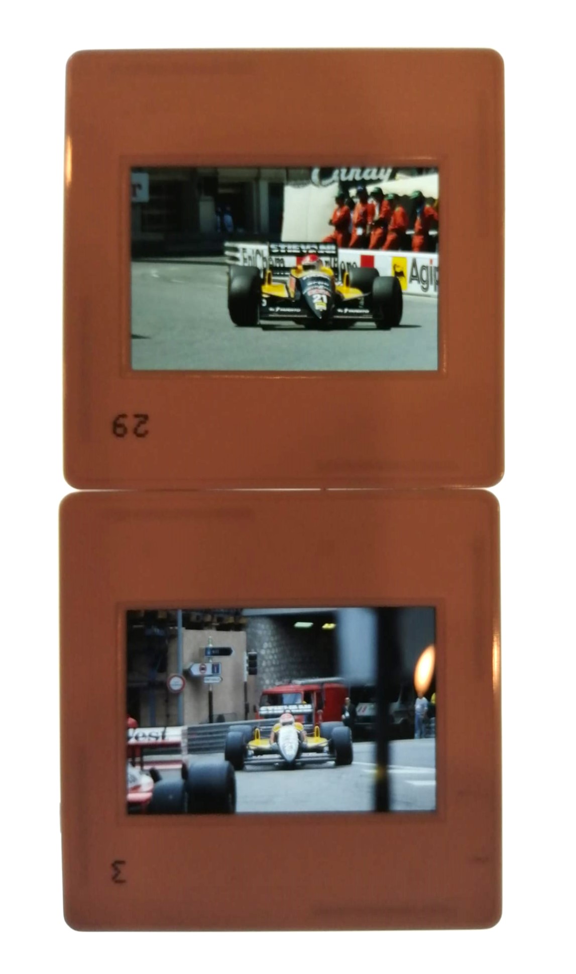 2 Stück alte Presse Foto DIAs, Adrián Campos, Minardi, Formel 1 Grand Prix Monaco 1988, 5x5cm