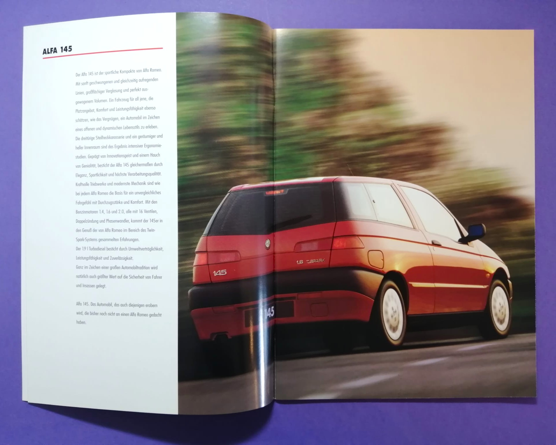 altes Original Autoprospekt, Alfa-Romeo 145, TI, Quadrifoglio,... aus dem Jahr 1997, 2 teilig