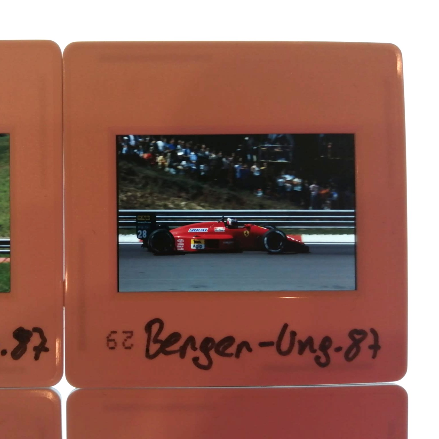 4 Stück alte Presse Foto DIAs, Gerhard Berger, Ferrari, Formel 1 Grand Prix Ungarn Hungaroring Budapest 1987, 5x5cm 