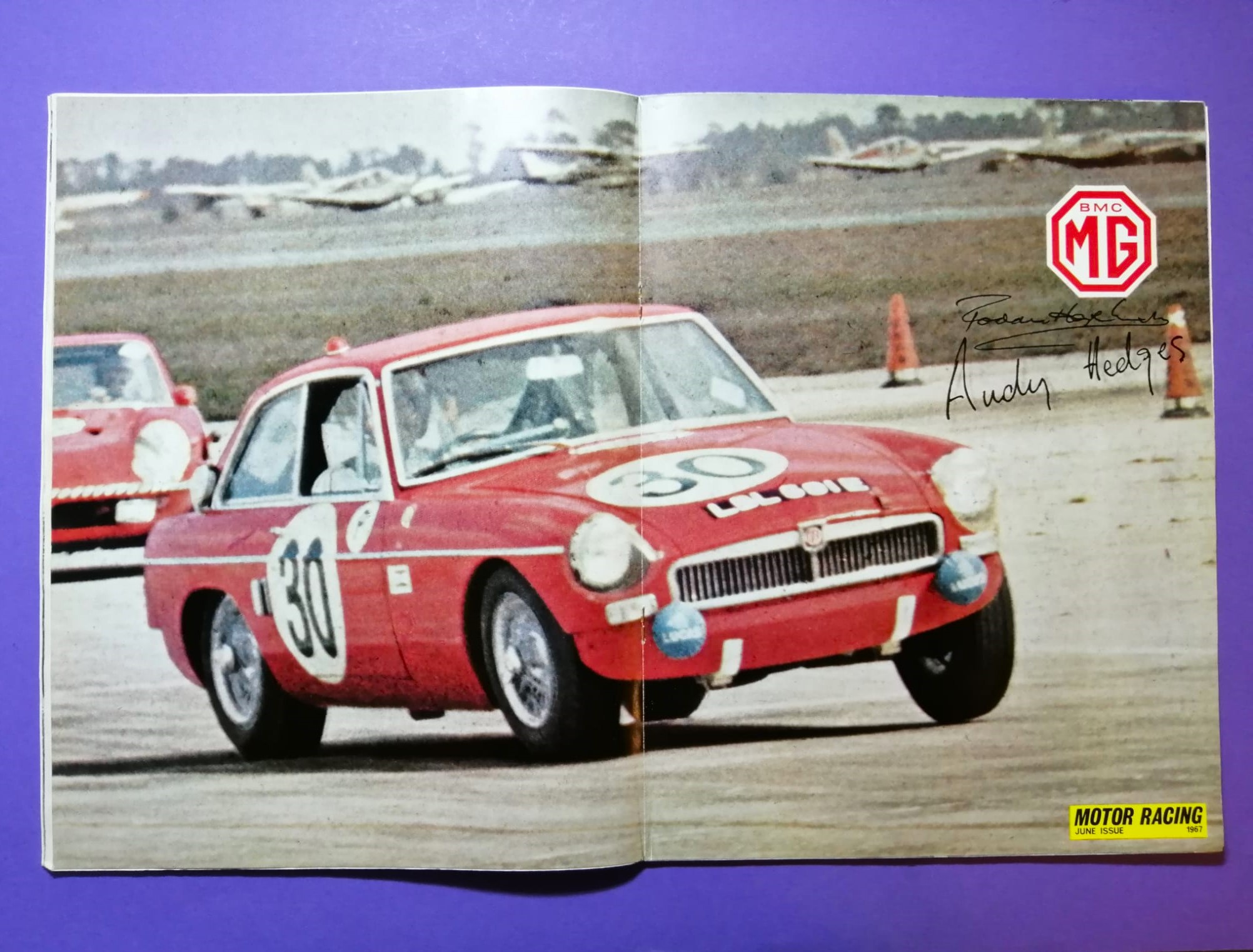 alte Zeitschrift Magazin Heft Motor Racing, 06/1967, Alfa-Romeo Tipo 33, Formel 1 Grand Prix Monaco, Mittelposter MG-B,.. Englisch!