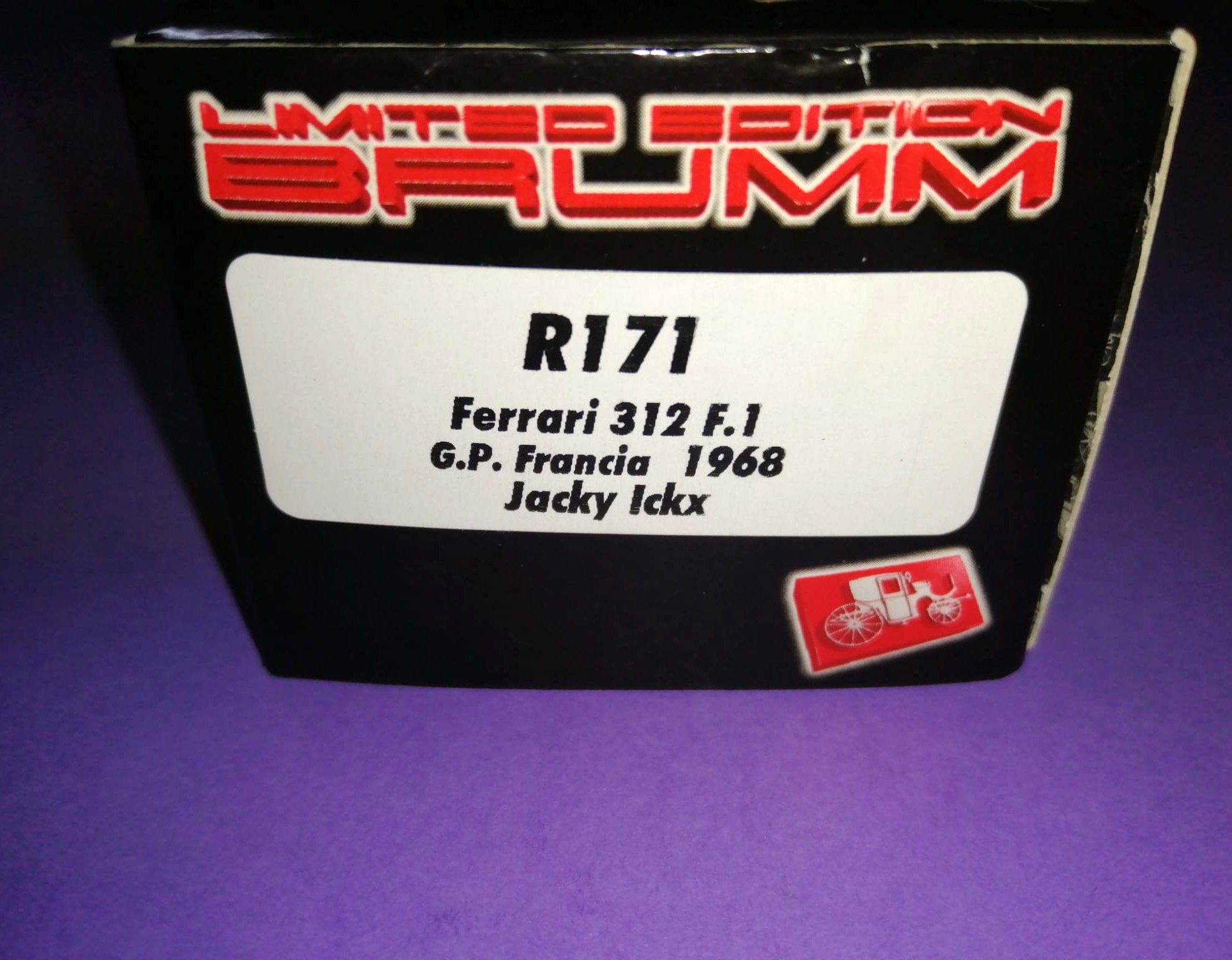 BRUMM Modellauto 1:43, Jacky Ickx, Ferrari 312, Sieger Formel 1 Grand Prix Frankreich Rouen 1968, in Original Plexiglasbox und Kartonhülle. 