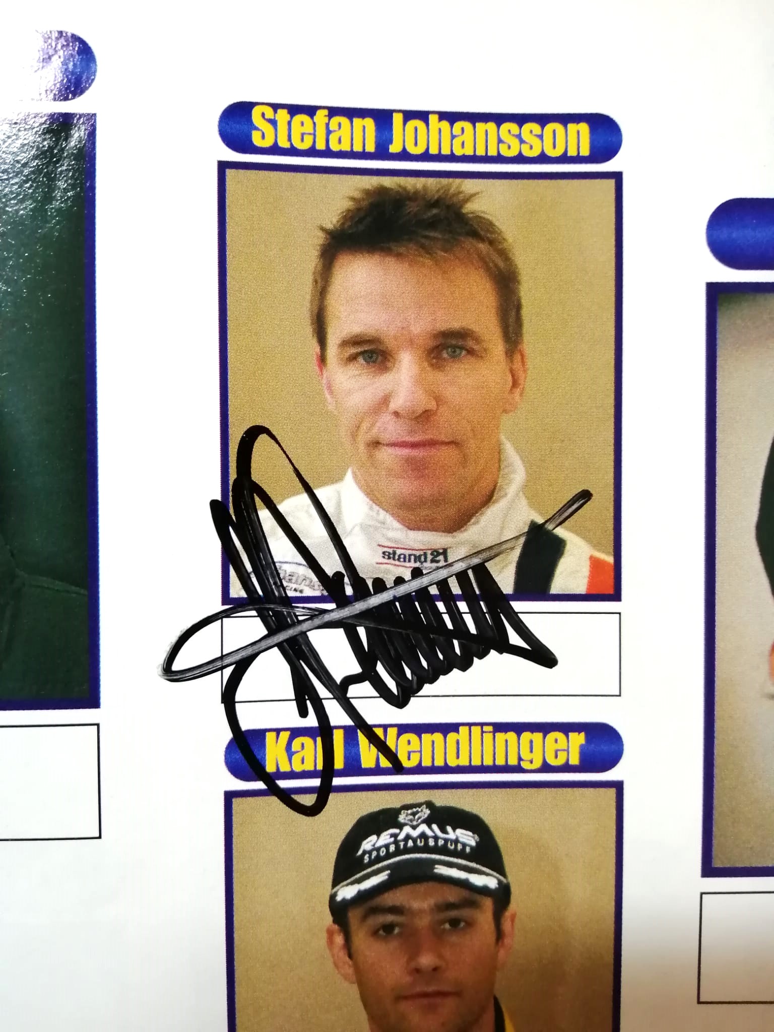 8 Original Autogramme in Offiziellen 24 LeMans Rennprogramm 2001, Audi, Bentley, Porsche,..