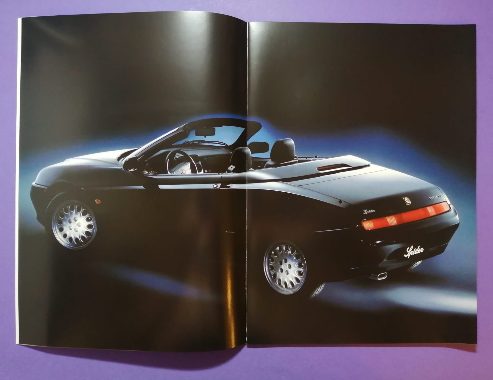 altes Original Autoprospekt, Alfa-Romeo Spider, Cabrio, Coupe, V6.., aus dem Jahr 1995, 2 teilig
