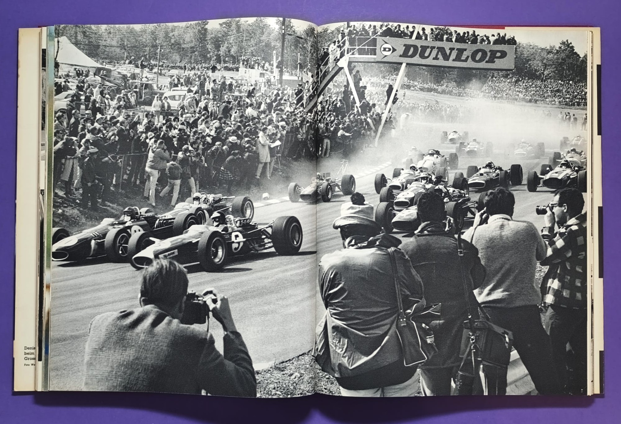 altes Buch, Auto Jahr 1967-1968, Nr. 15, Alfa, BMW, Lotus, Ferrari, Mini, Ford GT40.. Formel 1, LeMans, Rallye,.. Jochen Rindt, Brabham, Clark, Hill,..