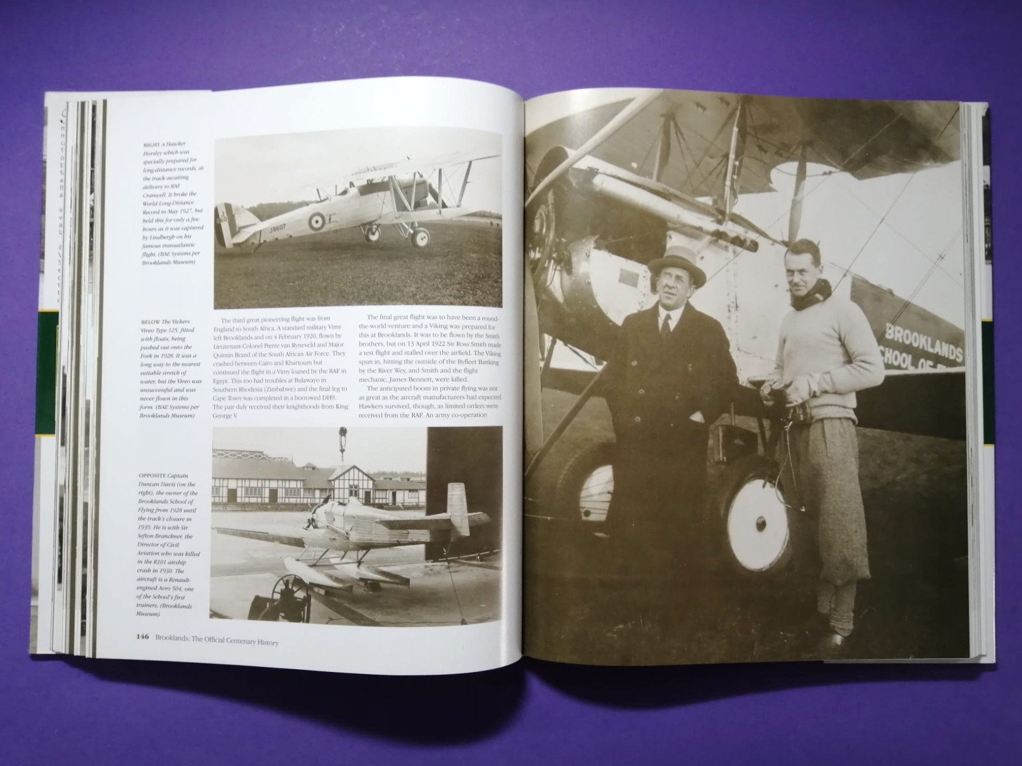 Buch, Brooklands, The Offizial Centenary History, Rennstrecke, Rennsport, Flugplatz, Flugzeuge, Englisch!