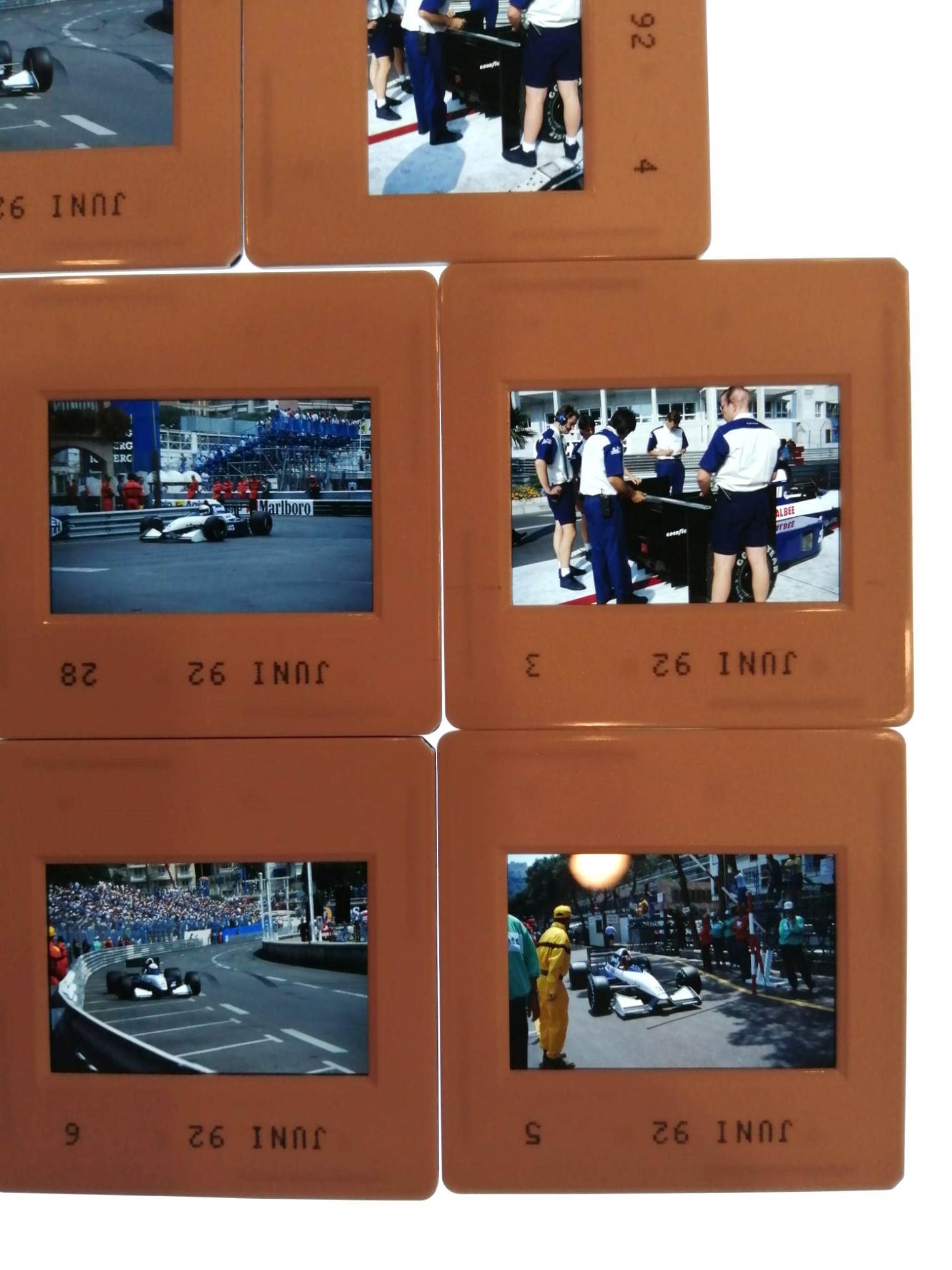 8 Stück alte Presse Foto DIAs, Andrea de Cesaris, Olivier Grouillard, Tyrrell Illmor, Formel 1 Grand Prix Monaco 1992, 5x5cm