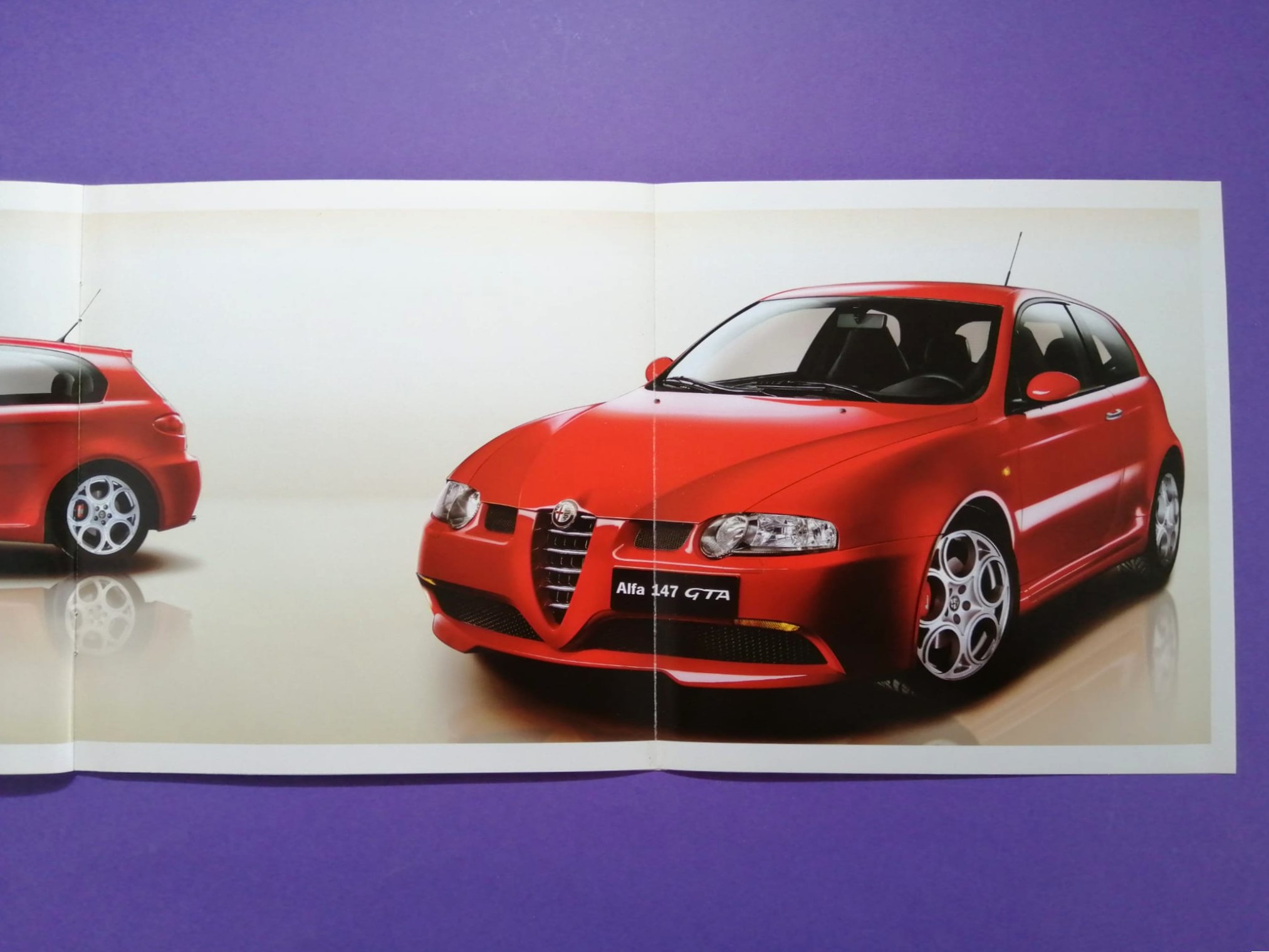 altes Original Autoprospekt, Alfa-Romeo 147 GTA, V6, 250PS, Topmodell, aus den 2000er Jahren