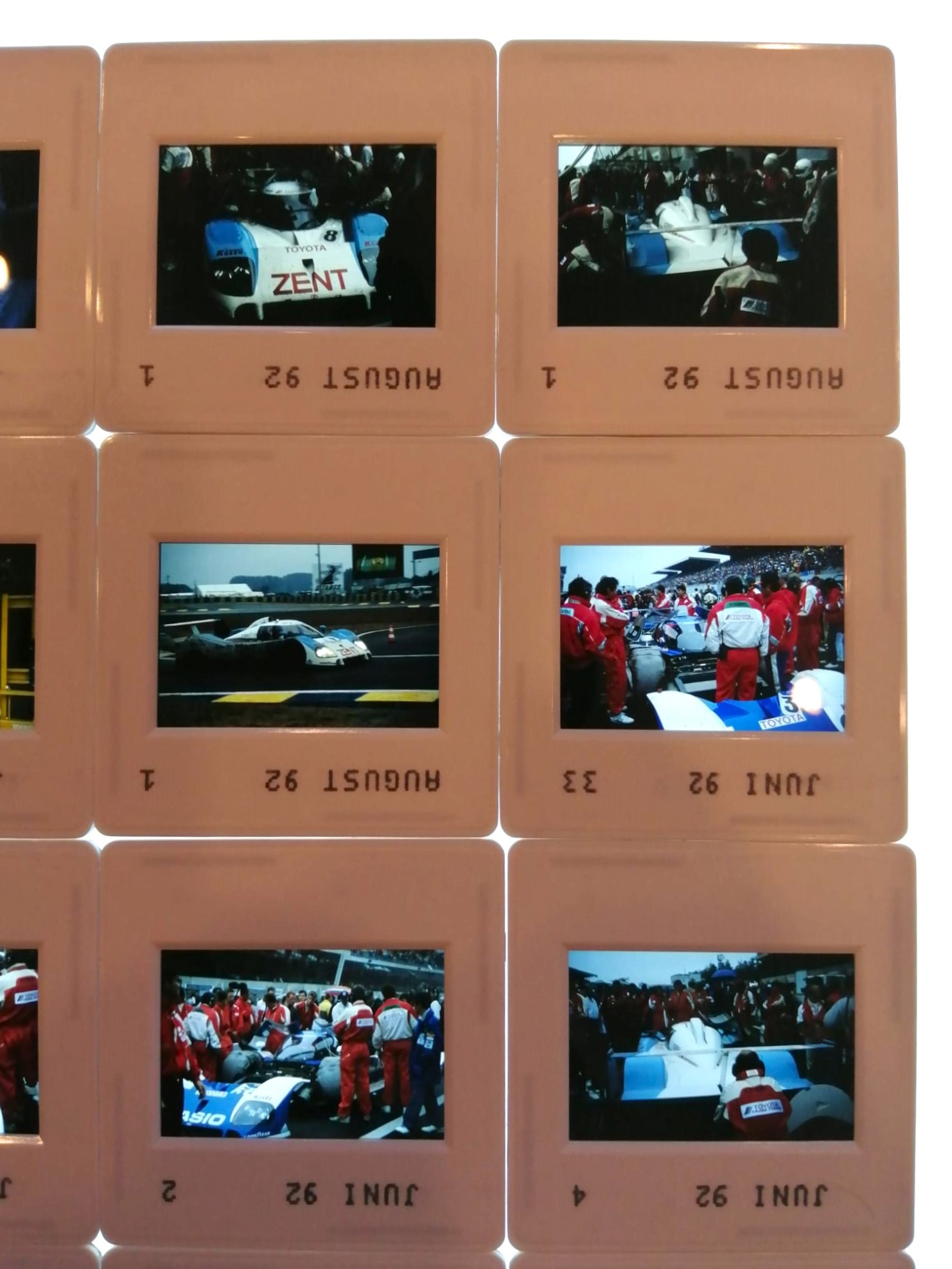 16 Stück alte Presse Foto DIAs, Toyota, 24h LeMans 1992, 5x5cm