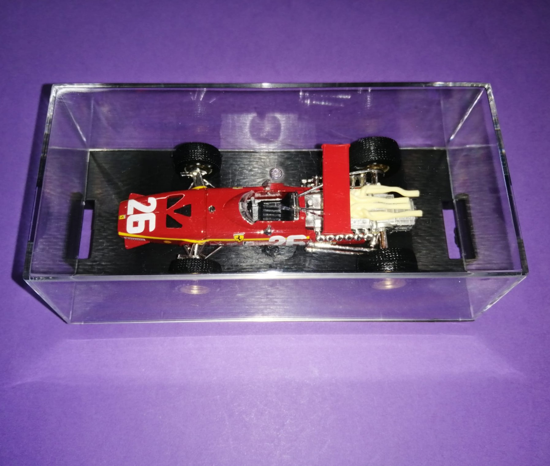 BRUMM Modellauto 1:43, Jacky Ickx, Ferrari 312, Sieger Formel 1 Grand Prix Frankreich Rouen 1968, in Original Plexiglasbox und Kartonhülle. 