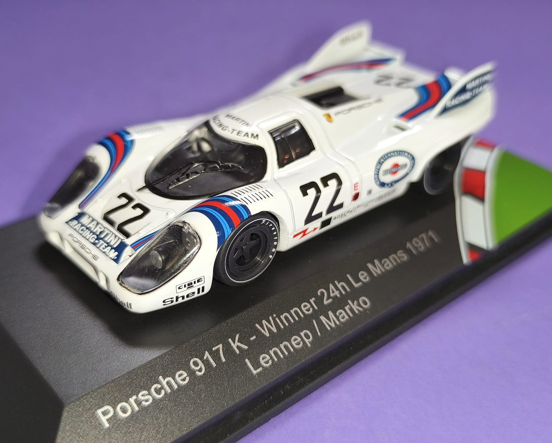 Modellauto 1:43 NEU, Martini Porsche 917K, Sieger 24h LeMans 1971, Helmut Marko, Gijs van Lennep, in Plexiglas und Kartonbox. 
