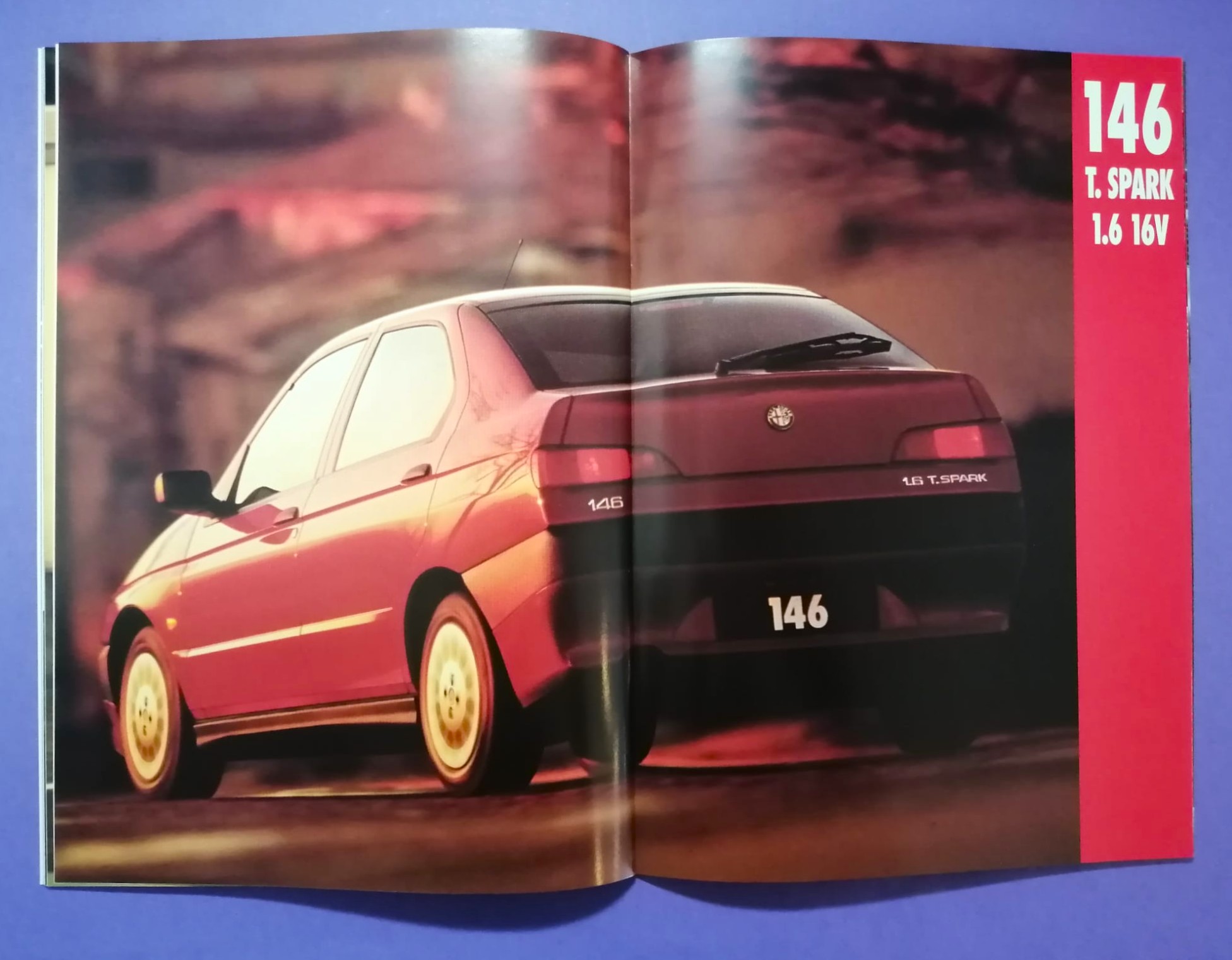 altes Original Autoprospekt, Alfa-Romeo 146, TI,... aus dem Jahr 1998, 4 teilig