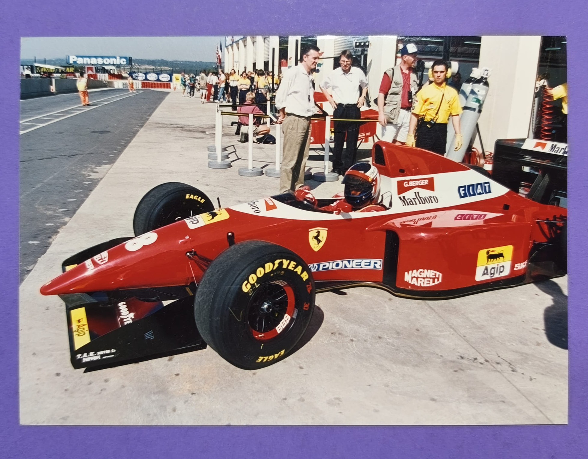 altes Pressefoto, Gerhard Berger, Ferrari, Formel 1 Grand Prix 1993, 13x18cm