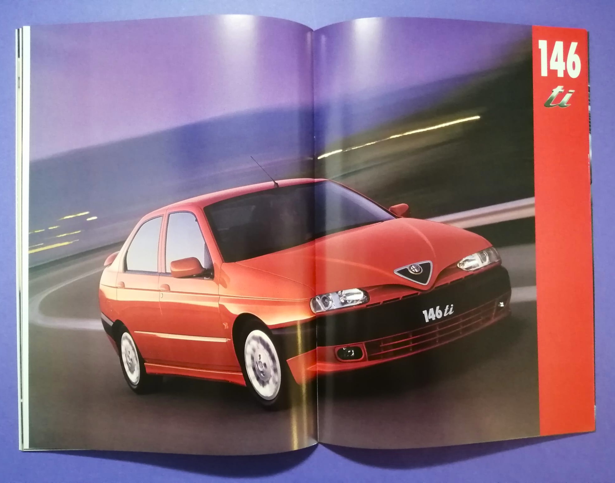 altes Original Autoprospekt, Alfa-Romeo 146, TI,... aus dem Jahr 1998, 4 teilig