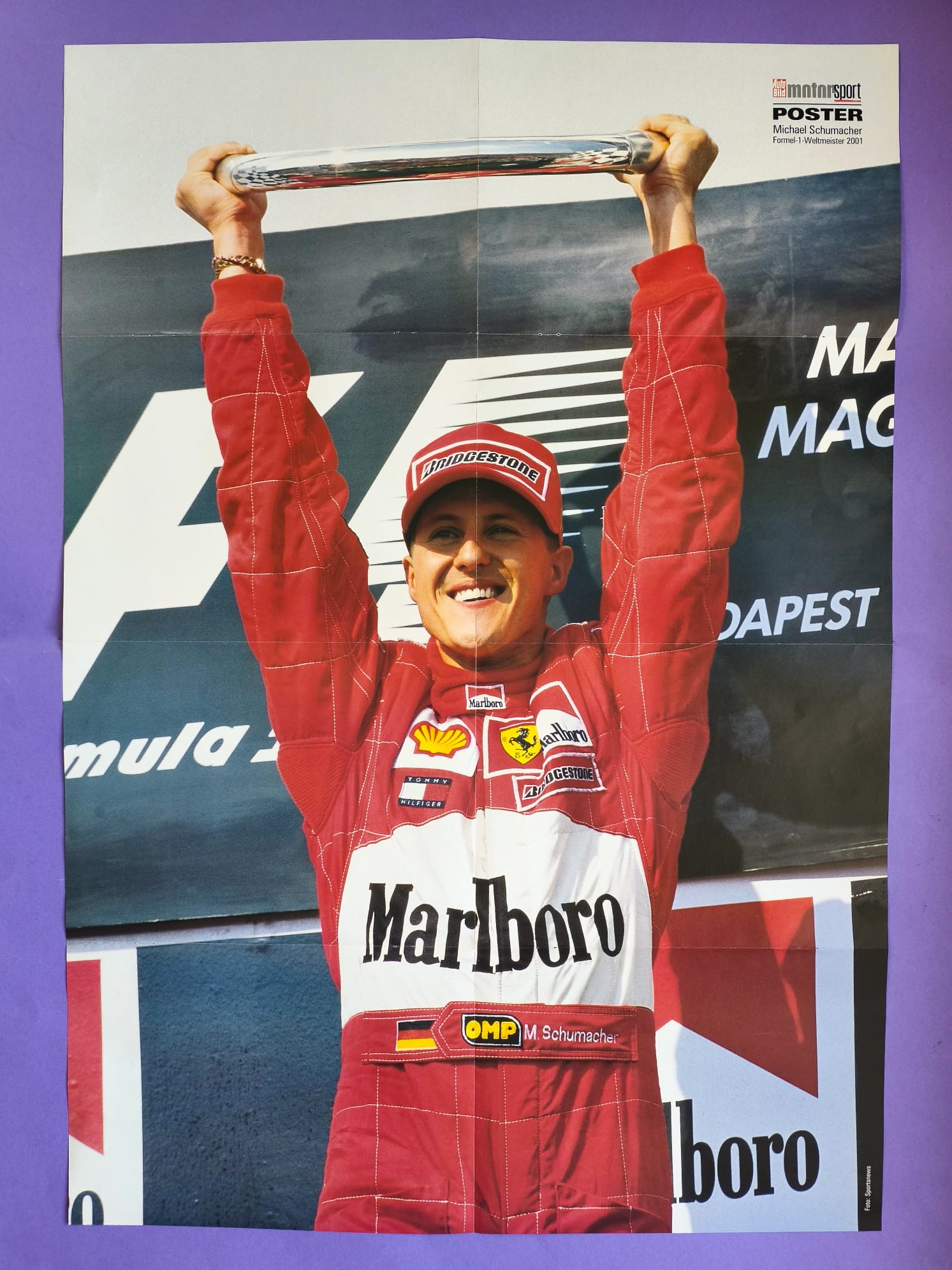 altes großes Doppel Poster Michael Schumacher, Ferrari, Formel 1 Grand Prix Weltmeister 2001, 55x78cm