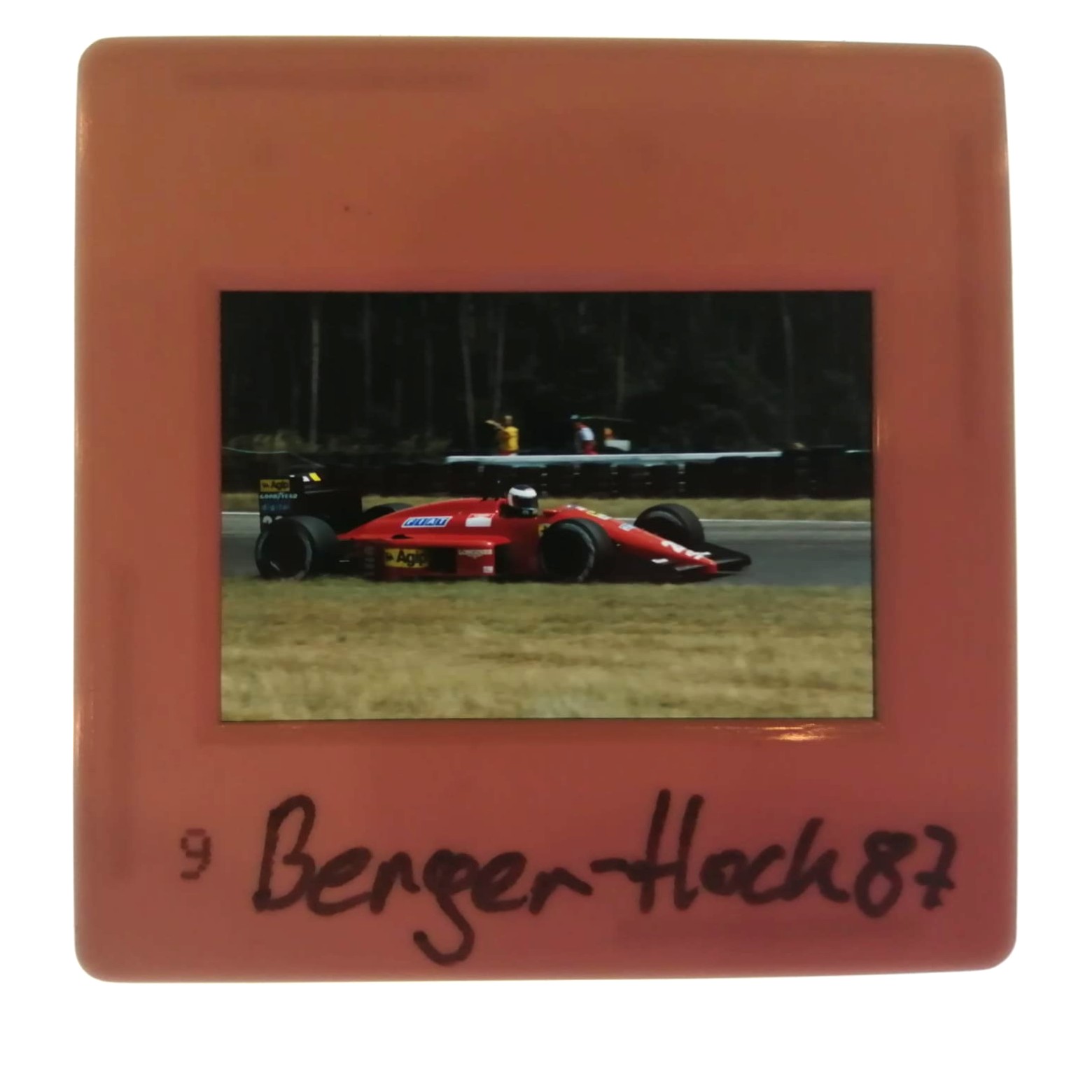 altes Presse Foto DIA, Gerhard Berger, Ferrari, Formel 1 Grand Prix Deutschland Hockenheimring 1987, 5x5cm 
