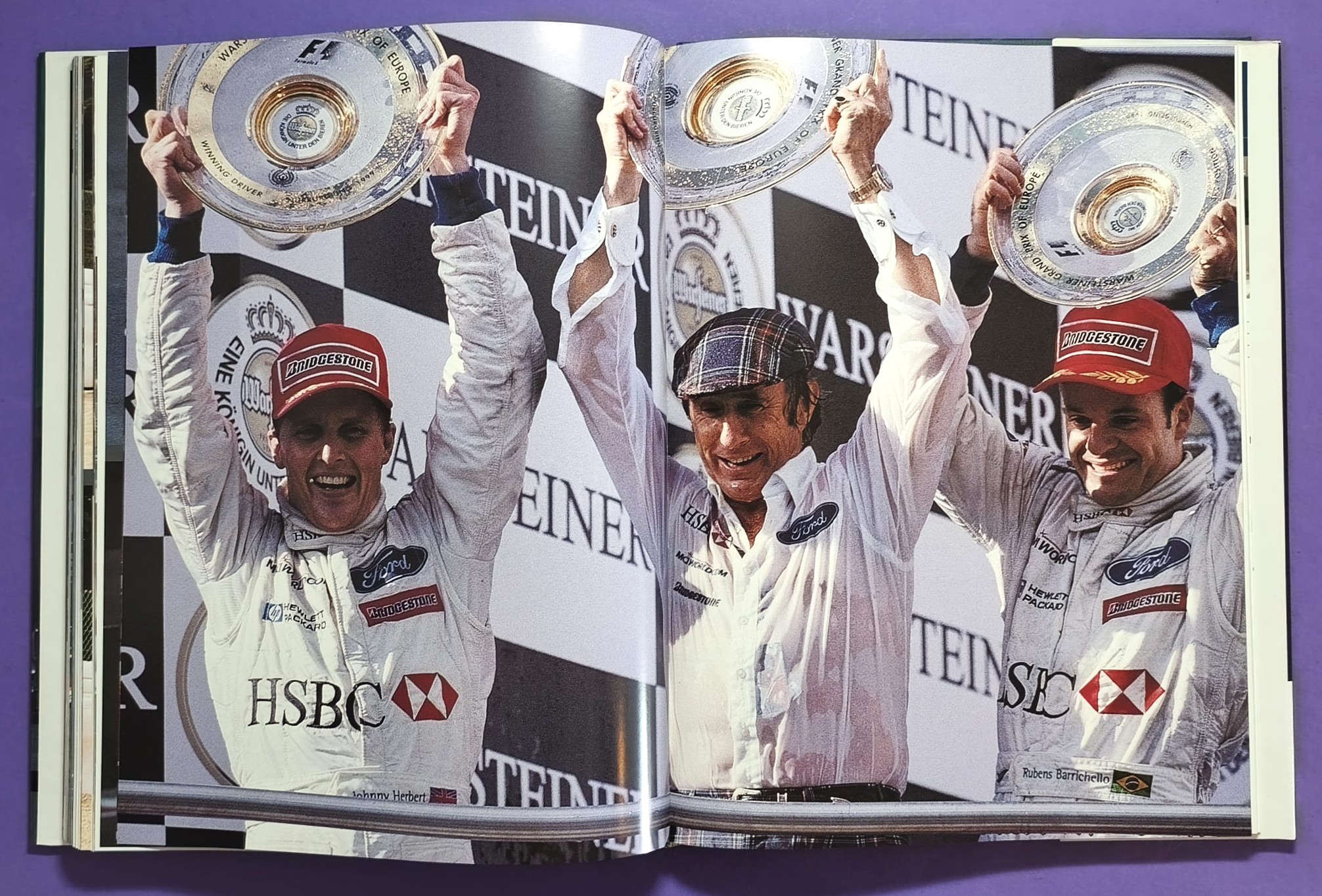 altes Motorsport Jahrbuch Autocourse 1999-2000, Formel 1, 3000, 3, Alex Zanardi, Schumacher, Häkkinen, Hill, Button,.. Ferrari, ProstGP,.. A1-Ring Spielberg, US, LeMans, Tourenwagen Nissan Primera, Volvo,.. MGF Cup, ENGLISCH!