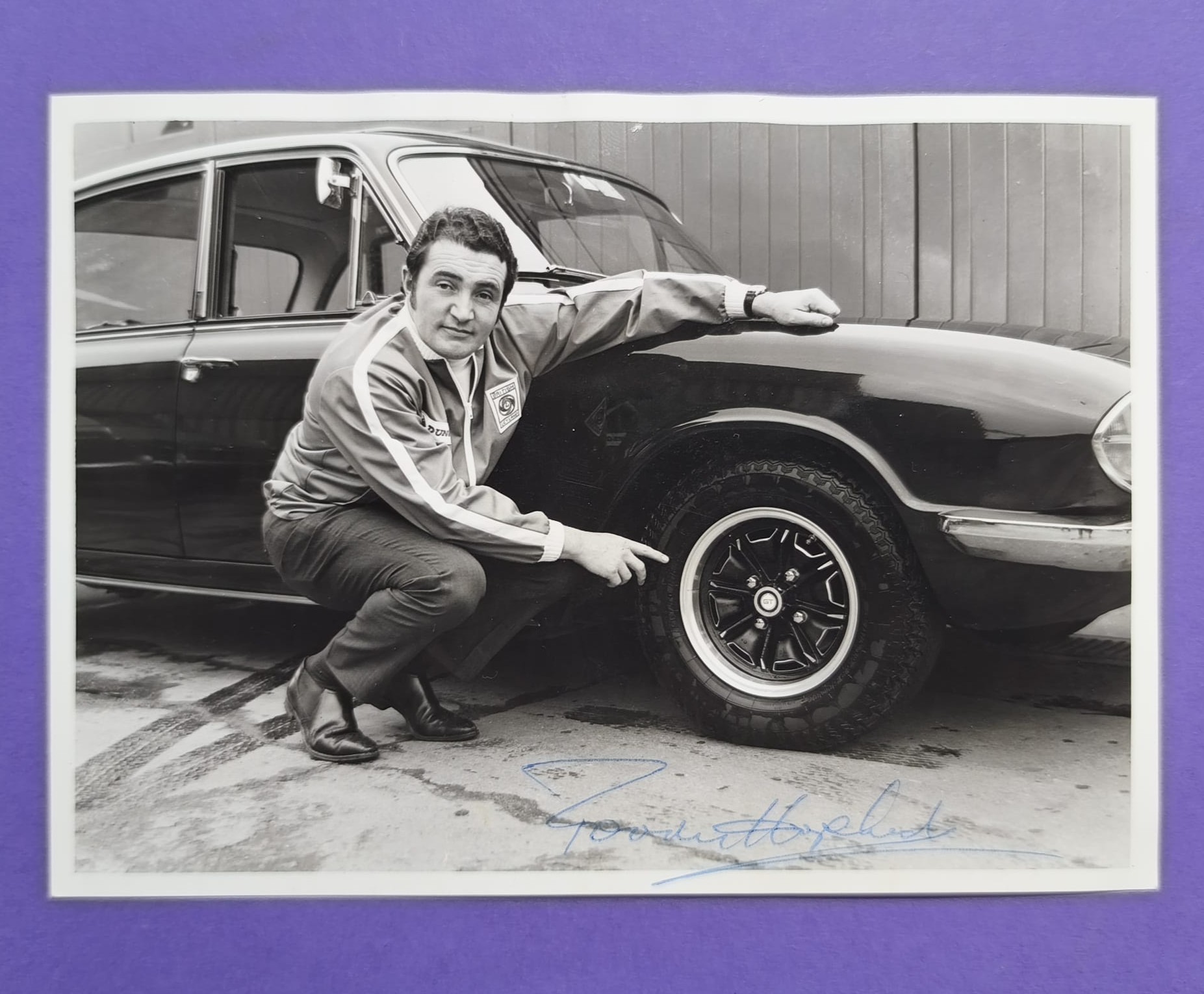 Original Autogramm, Paddy Hopkirk, Rallye, 24h LeMans, Sportwagen WM, 60er Jahre, altes Pressefoto 12x17cm, Triumph 2.5 P.I.