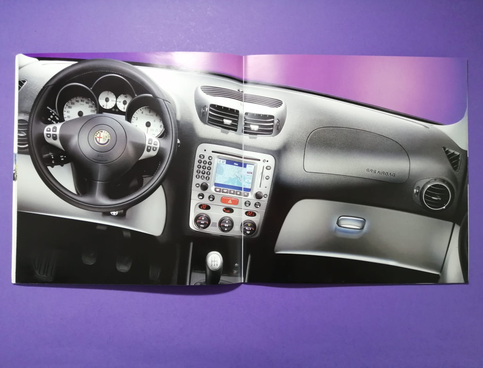 altes Original Autoprospekt, Alfa-Romeo 147, aus dem Jahr 2001, 2 teilig