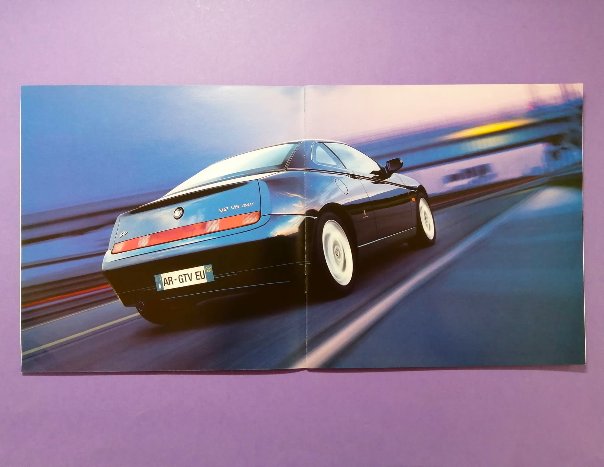 altes Original Autoprospekt, Alfa-Romeo GTV Coupe, V6.., aus den 90er Jahren, 2 teilig 