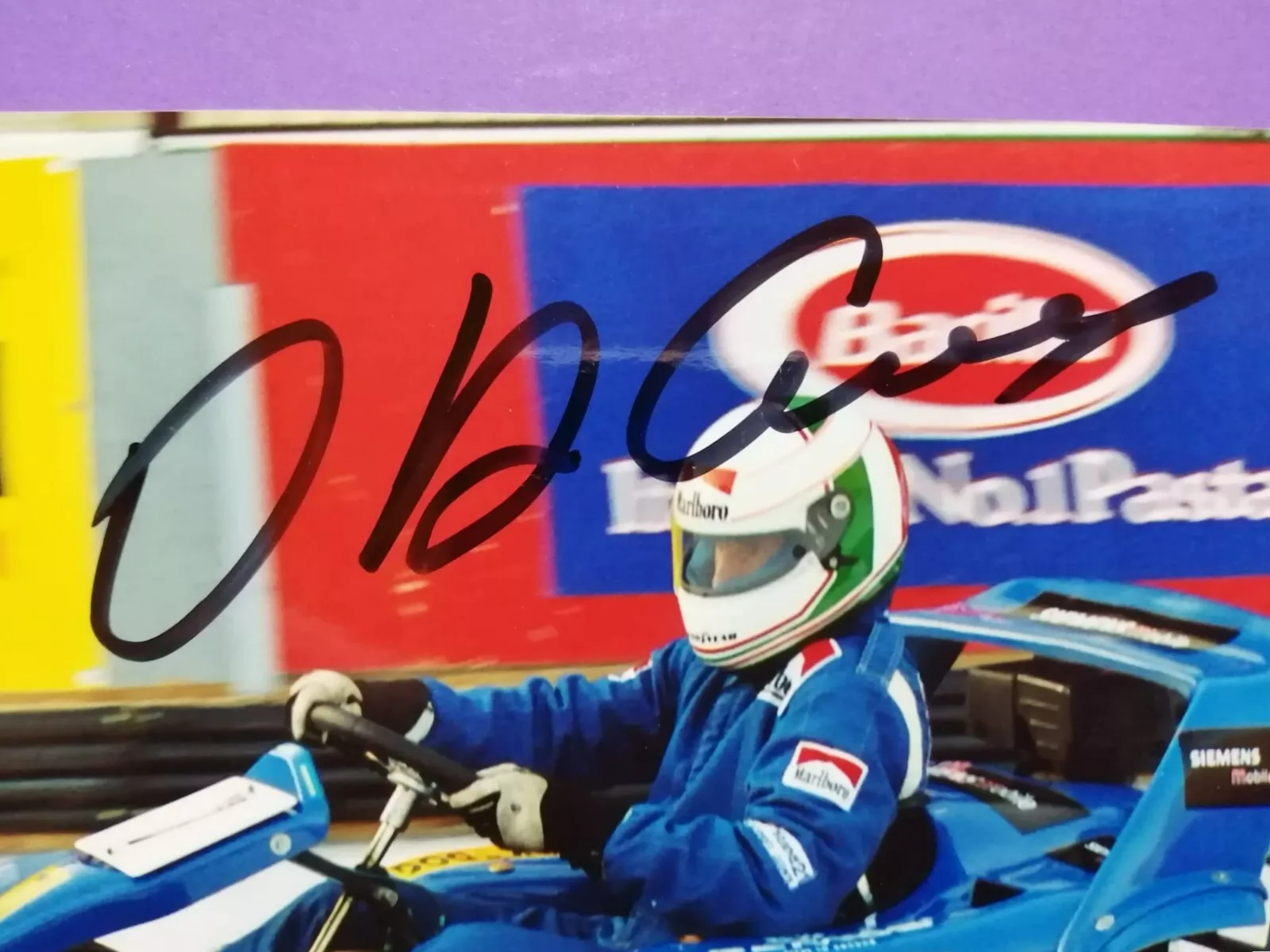 Original Autogramm, Andrea de Cesaris †, Kart Trophy Wien 2002, Formel 1 Grand Prix Fahrer, Foto 10x15cm 