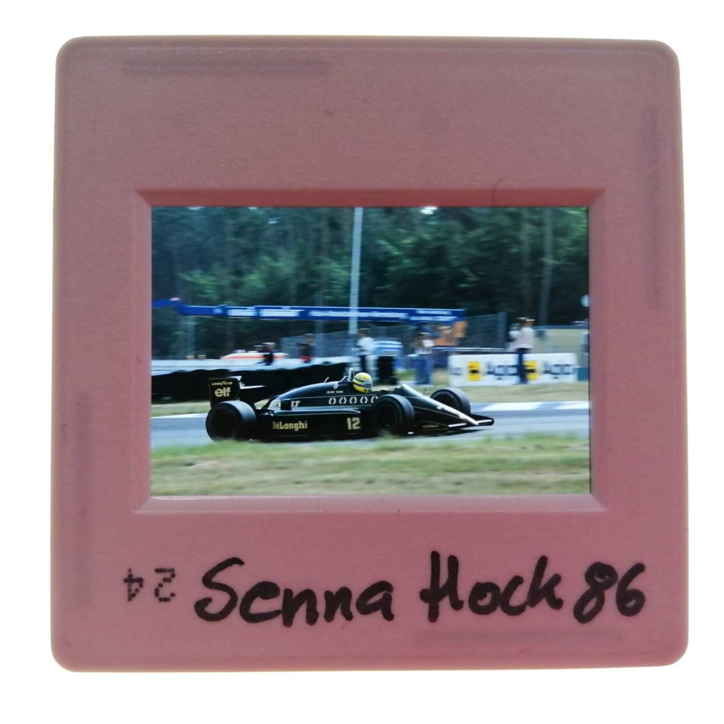 altes Presse Foto DIA, Ayrton Senna, John Player Lotus Renault, Formel 1 Grand Prix Deutschland Hockenheimring 1986, 5x5cm