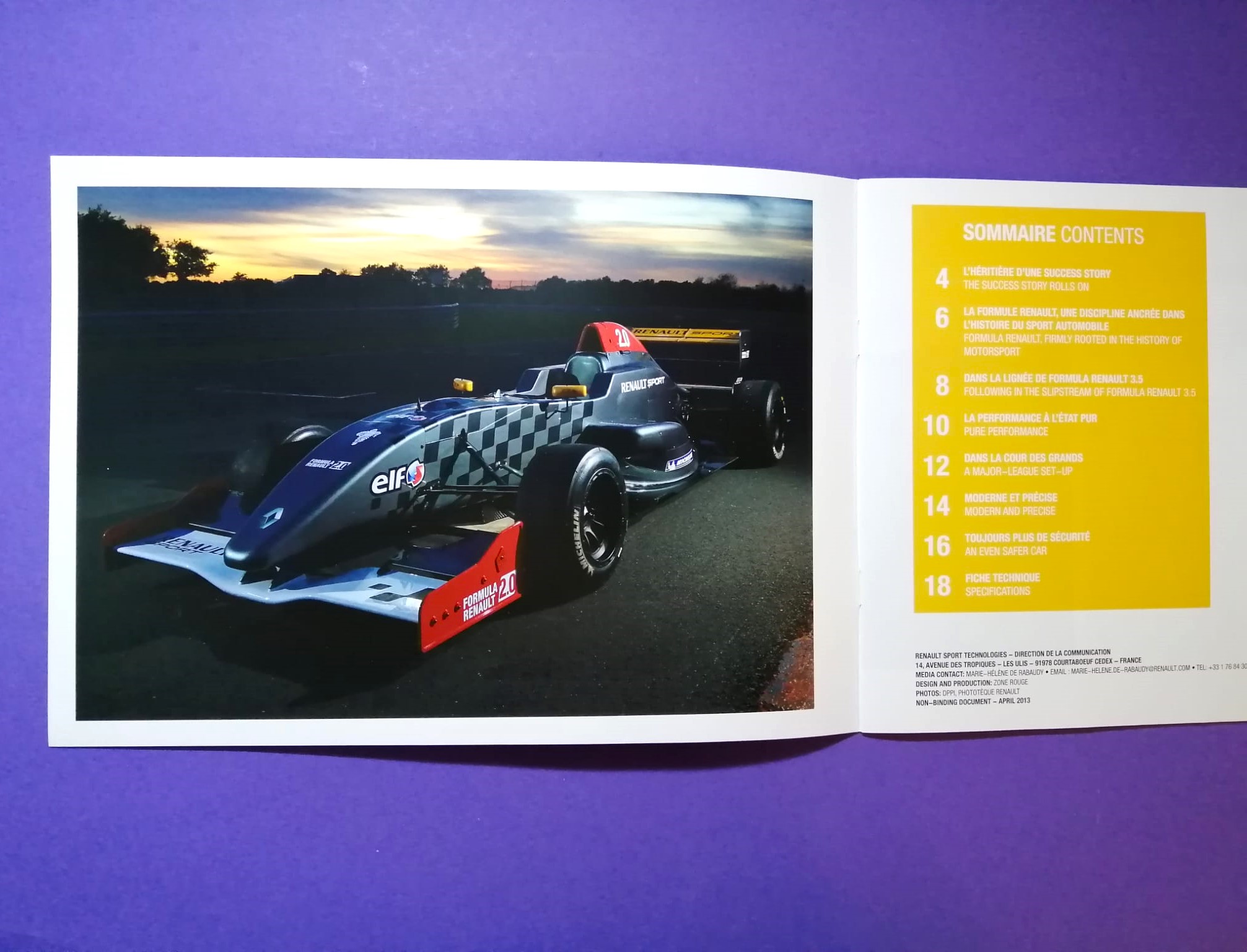 2 Stück Original Prospekte, Formel Renault 2.0, 3.5, World Series Clio, Megane Cup, Geschichte und Technik, Red Bull Formel 1, 2013